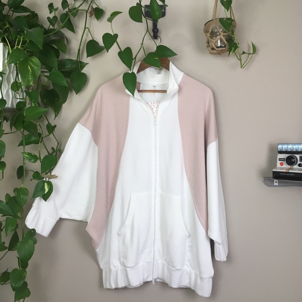 Free People✨sweatshirt - Picture 1 of 7
